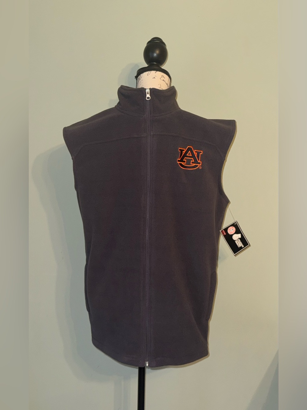 Genuine Stuff Auburn Tigers Gray Fleece Full Zip Vest Adult Unisex Size L NWT